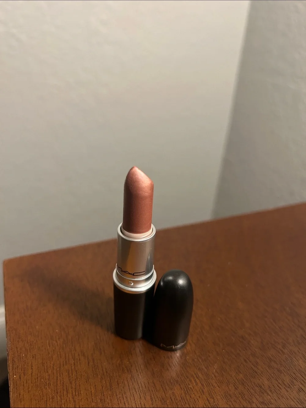 OOP!! MAC Cosmetics GLEAM glaze lipstick, BNWOB! HTF!